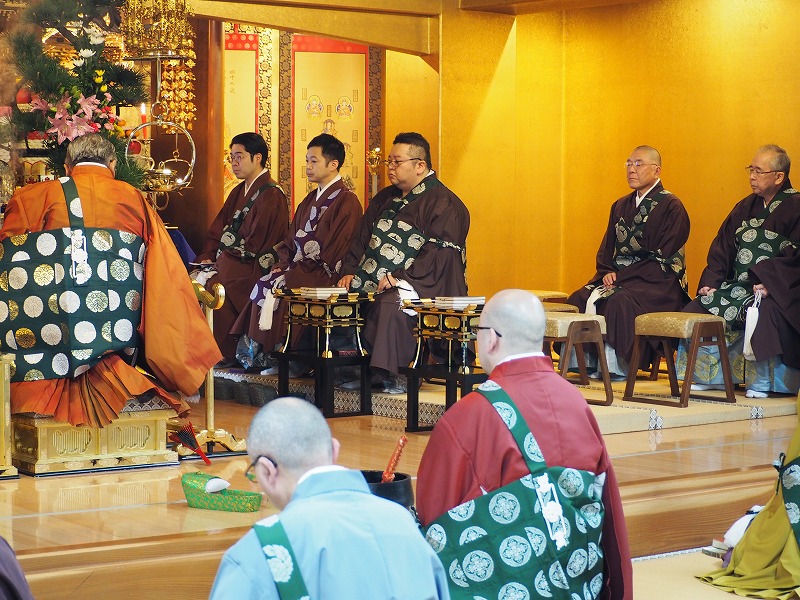 専修寺報恩講　結願日中